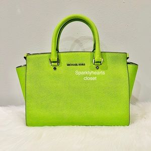 NWT Michael Kors Selma Saffiano Leather Medium Bag